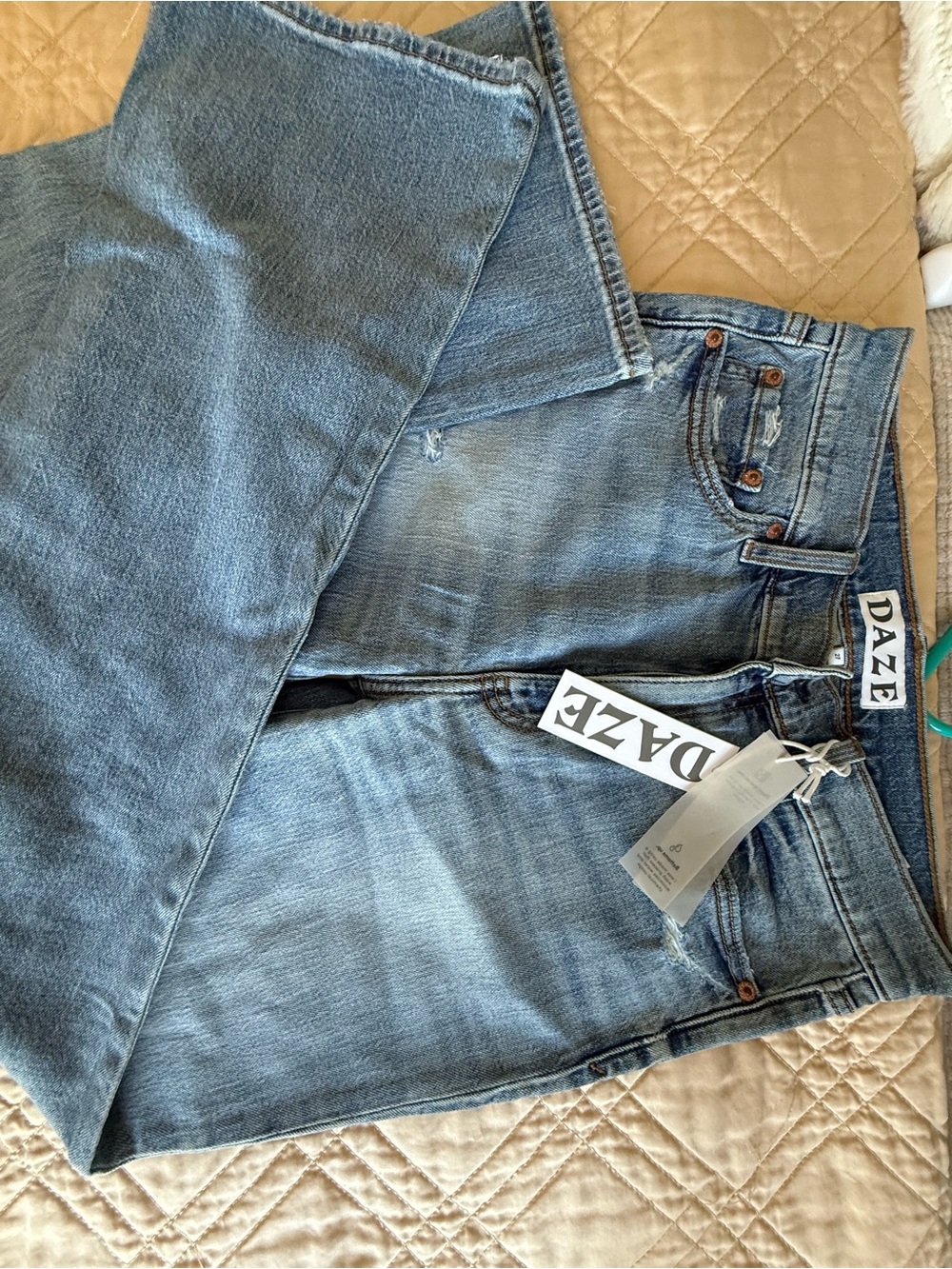 DAZE Women’s Light Blue Boot Cut Jeans